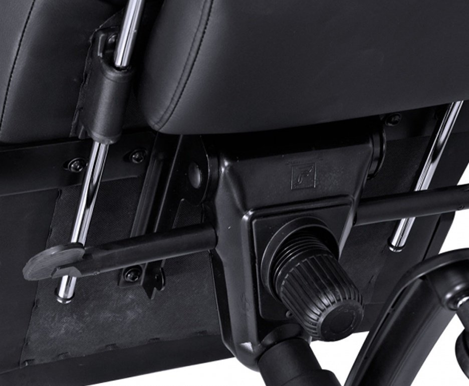 Cadeira Gamer Pcyes Mad Racer V16 Preta Em Material Sintético