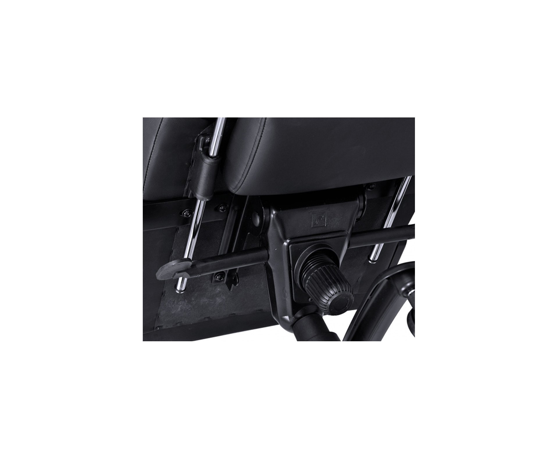 Cadeira Gamer Pcyes Mad Racer V16 Preta Em Material Sintético