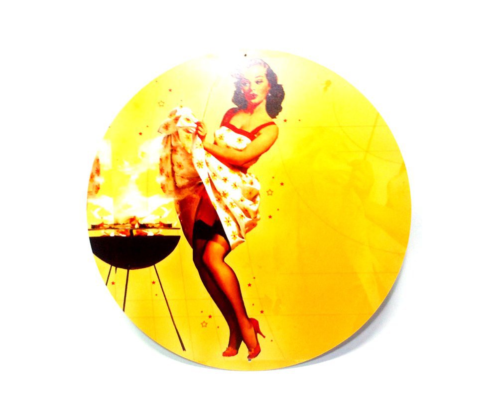 Placa Decorativa All Classics Pin Up Girl Churrasco