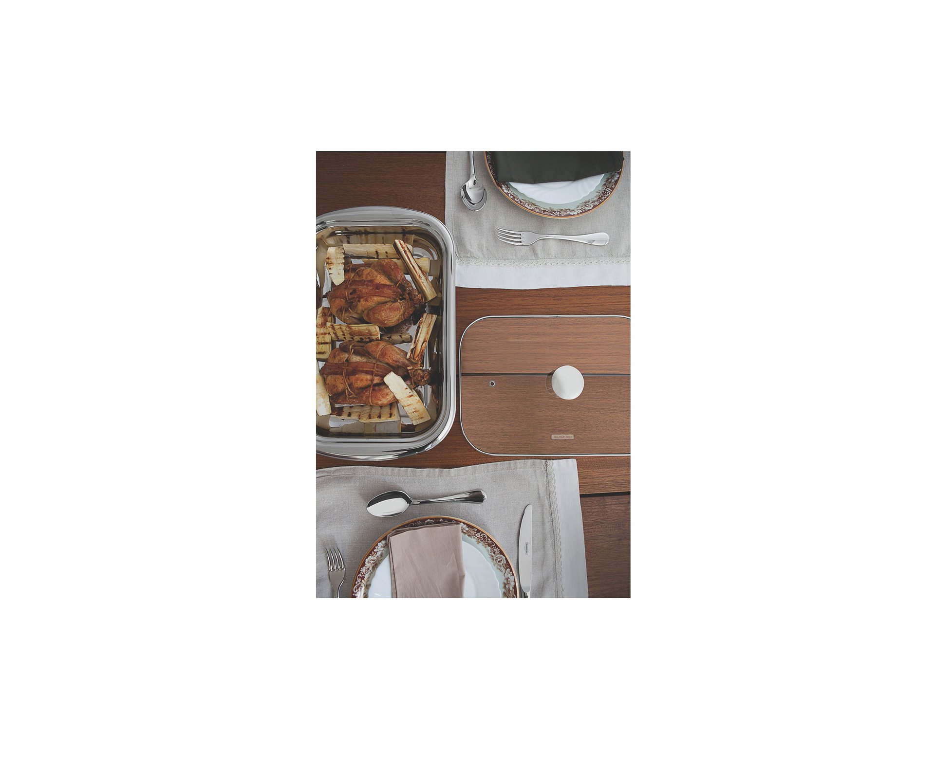 Assadeira Tramontina De Aço Inox Cosmos Com Tampa De Vidro